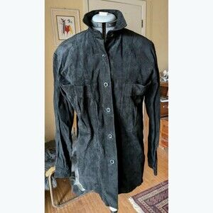 Vintage 90s semi fitted black soft suede unlined shirt jacket with pockets 8 M-L